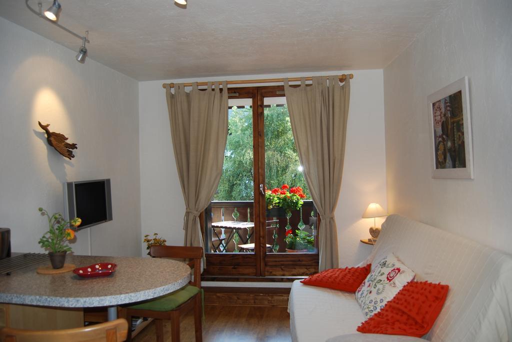 Apartment Courmayeur Шамони Номер фото